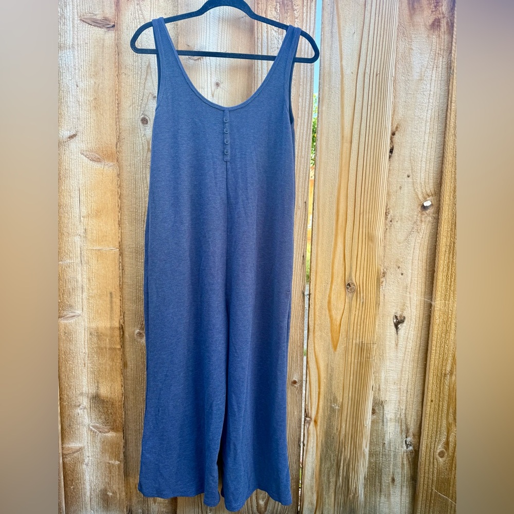 Blue Sleeveless Tommy John’s